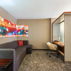https://springhill-suites-louisville-downtown.hotels-louisville.com